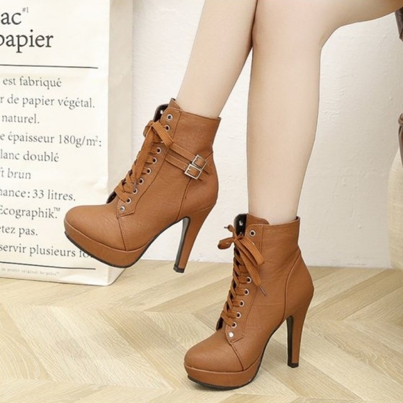 Brown Lace-up Front, Mid-Calf Platform Heeled Round Toe Water Resistant Booties - Picture 7 of 9
